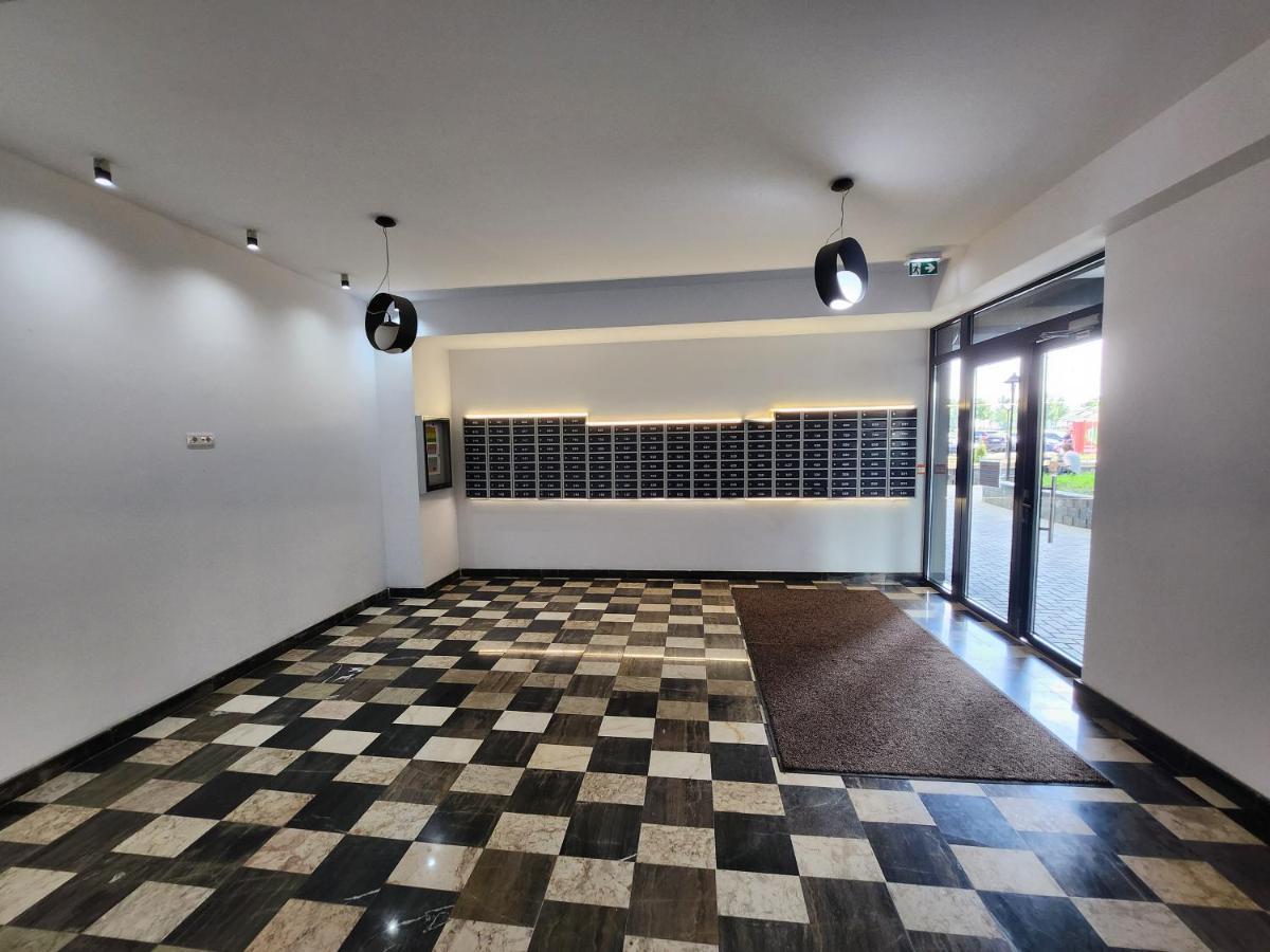Near Airport 2 Rooms Apartments In Himson Яссы Экстерьер фото